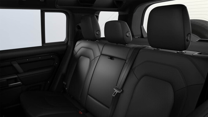 Land Rover Defender 3.0 D350 X-Dynamic HSE 110 5dr Auto Diesel Estate - Image 6
